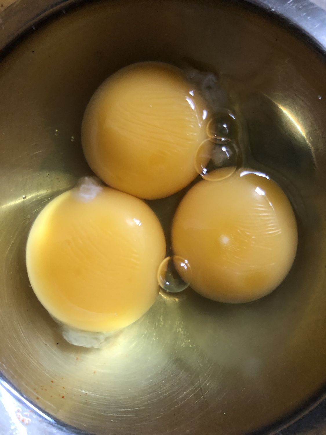 FAQ: Can we eat raw silkie chicken egg?