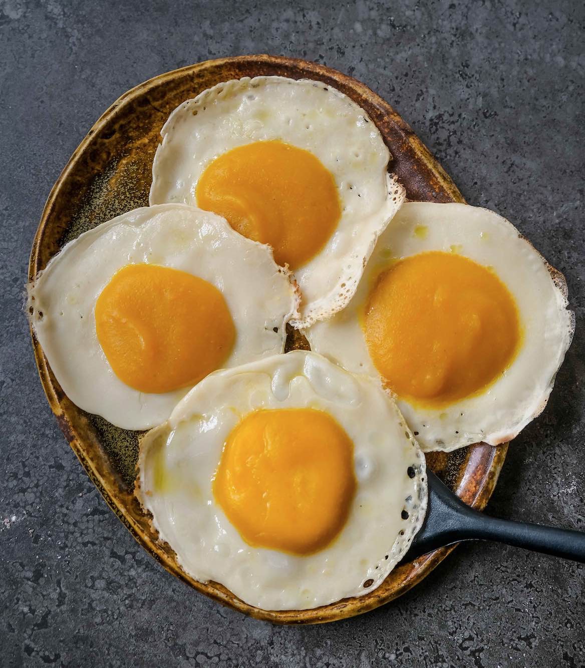 Vegan Egg — Trứng thực vật: Cơ hội và thách thức trong bối cảnh giá trứng gà leo thang